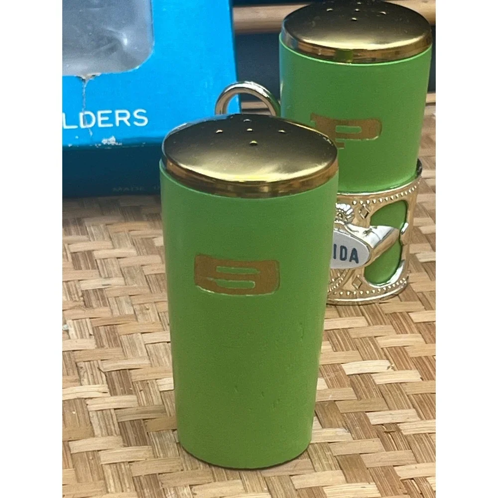 Florida Souvenir Green MCM Salt and Pepper Set, Wood w Metal‎ Holders Japan